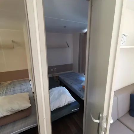Кемпинг Sejour Normandie - Mobilhome Premium 3ch-6p Avec Clim-tv-wifi Et Lave-linge Dans L'eure - 455